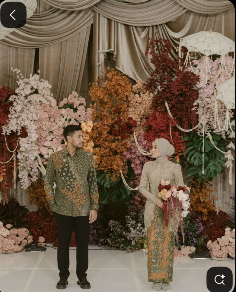 Autumn florals backdrop with lace umbrella